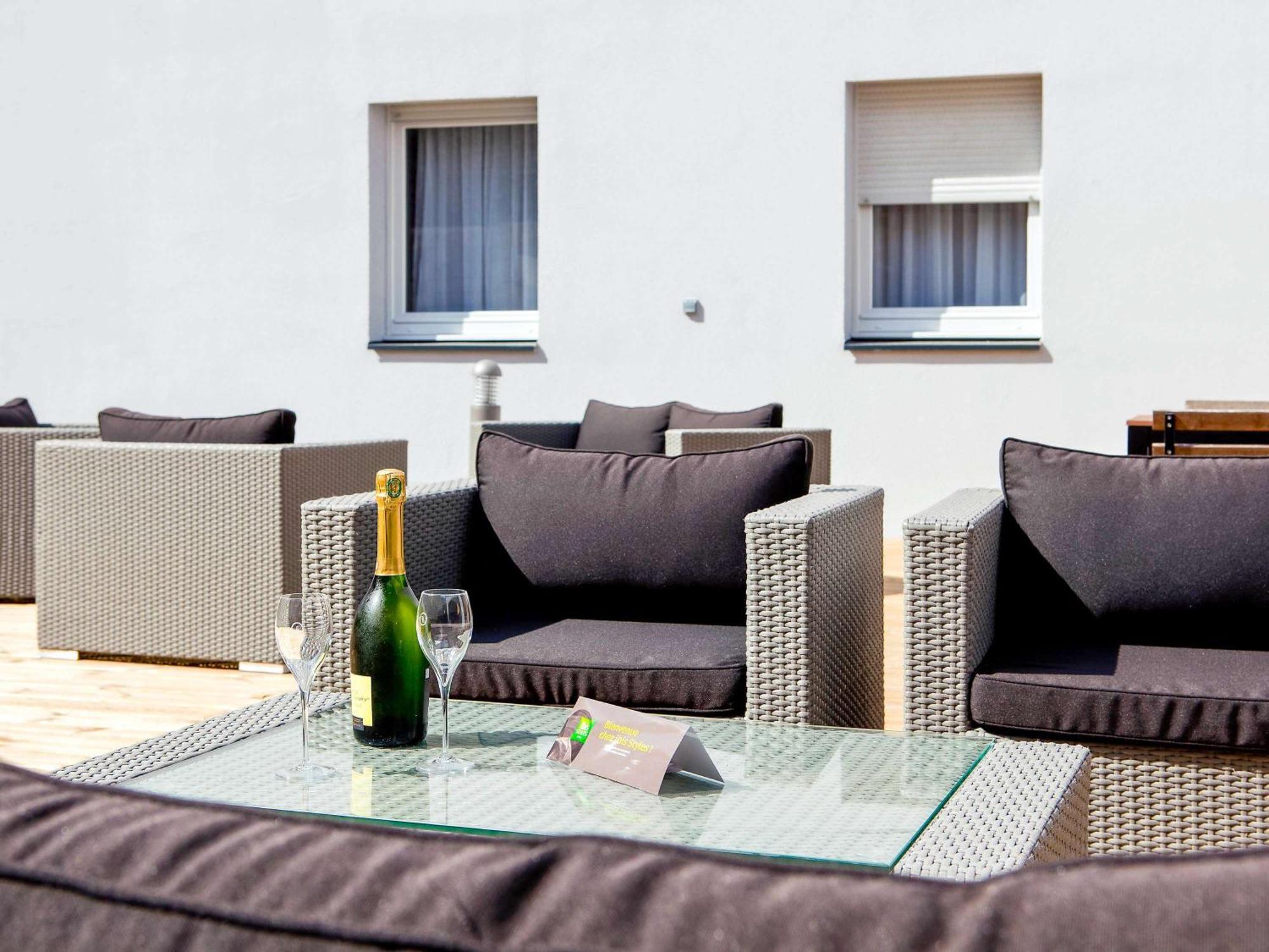 Ibis Styles Chalons En Champagne Centre Hotel Екстериор снимка